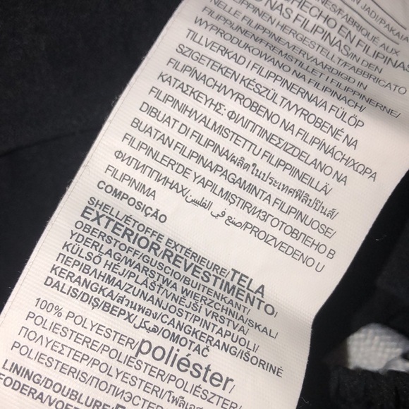 Under Armour running shorts - Picture 4 of 6